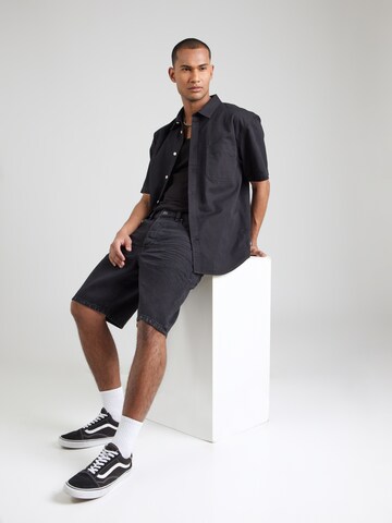 juoda VANS Standartinis modelis Marškiniai 'LAWSON'