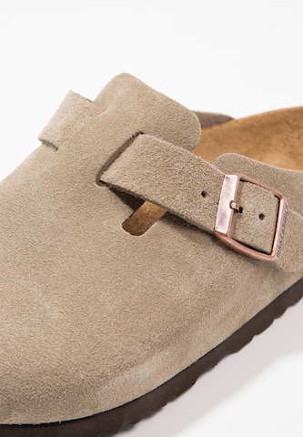 BIRKENSTOCK Pantolette 'Boston' in Grau