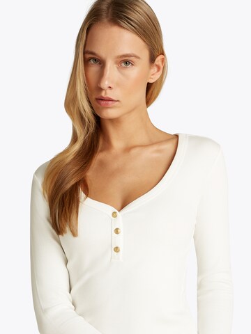TOMMY HILFIGER Shirt in White