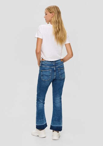 QS Flared Jeans 'Reena' in Blauw