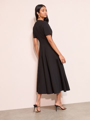 Friends Like These Платье в Черный