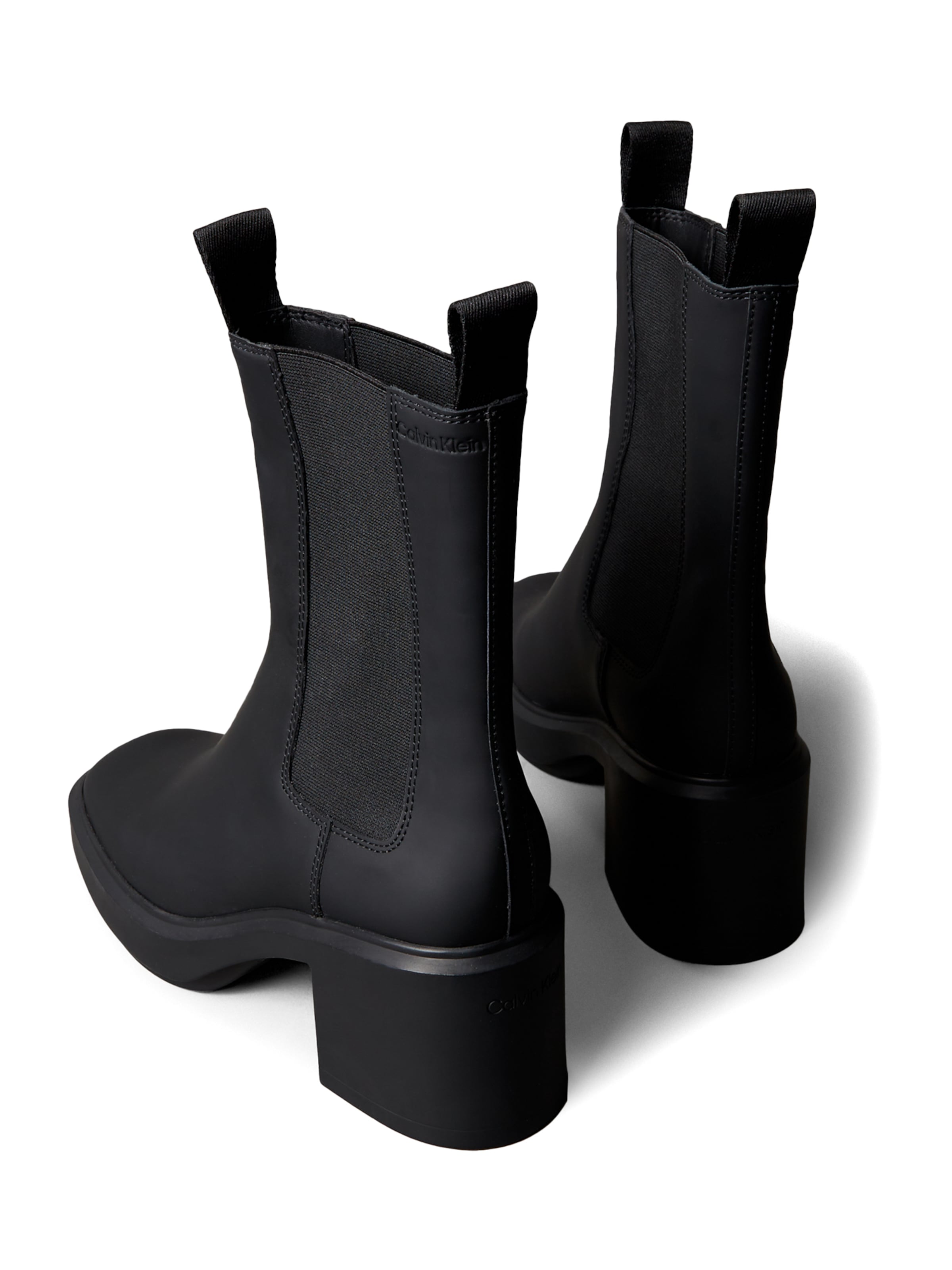 Calvin Klein Chelsea-saapad, värv must