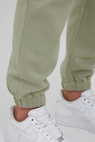 b.young Tapered Broek in Groen