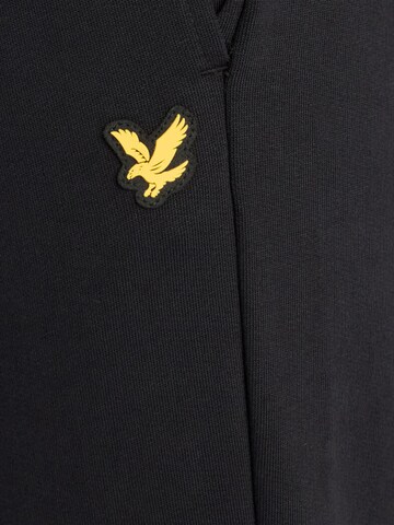 Lyle & Scott Tapered Pants in Black