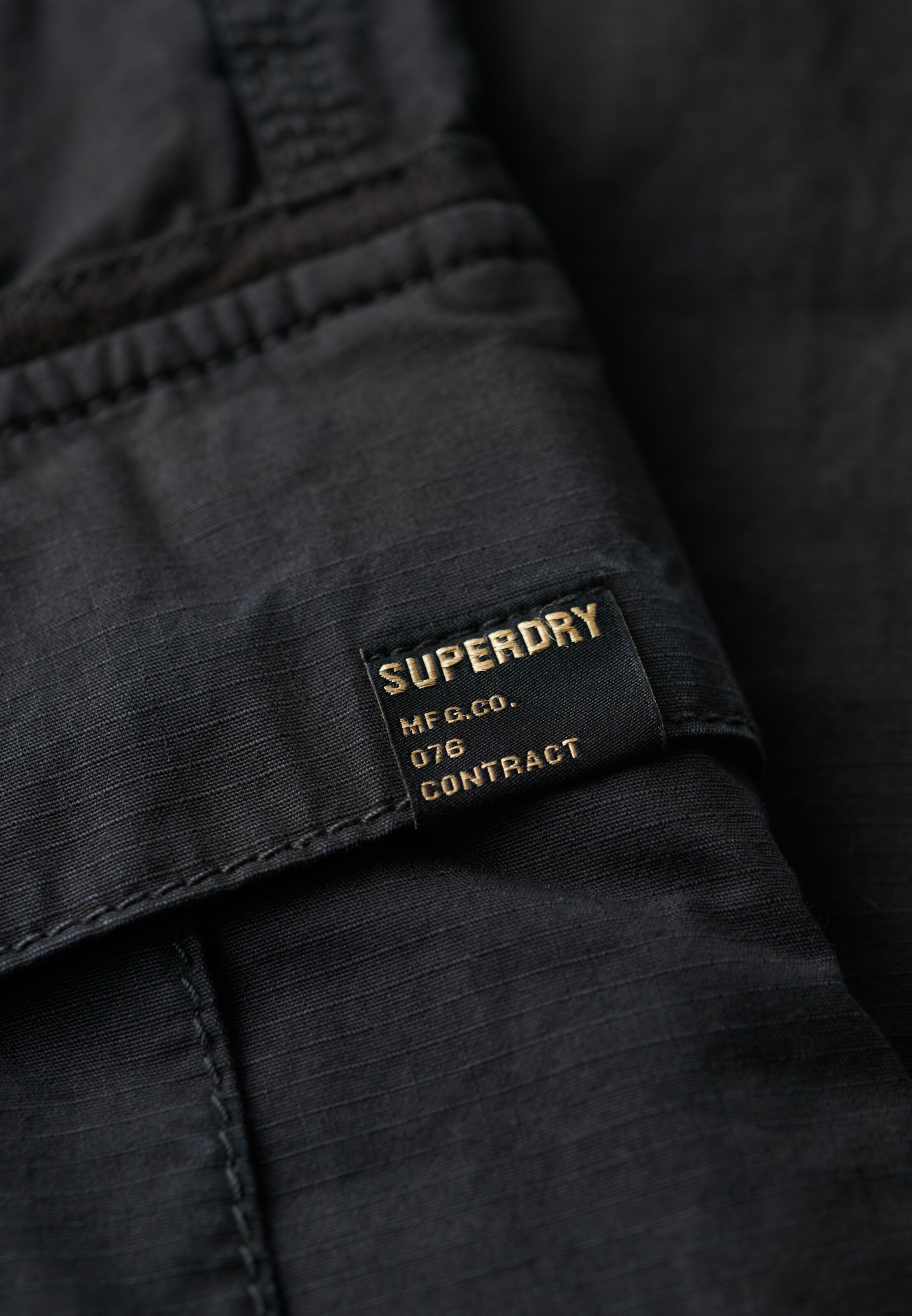 Superdry - Loosefit Calças cargo 'Para' em preto