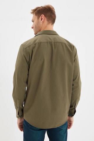 Regular fit Camicia di Trendyol in verde