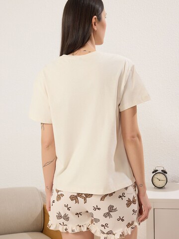 Trendyol - Pijama de pantalón corto en beige
