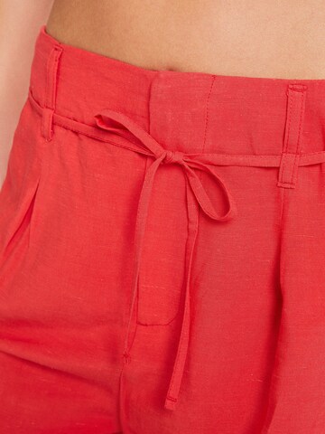 Bershka Wide leg Pleat-front trousers in Red