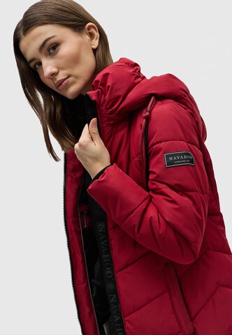 NAVAHOO - Abrigo de invierno 'Sahnekatzii XIV' en rojo