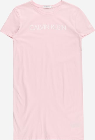 Robe Calvin Klein Jeans en rose : devant