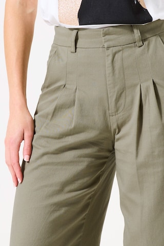 GARCIA Wide leg Παντελόνι πλισέ σε πράσινο