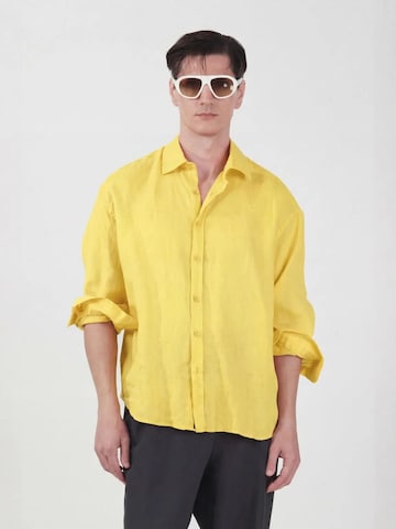 Giesto - Regular Fit Camisa em amarelo: frente