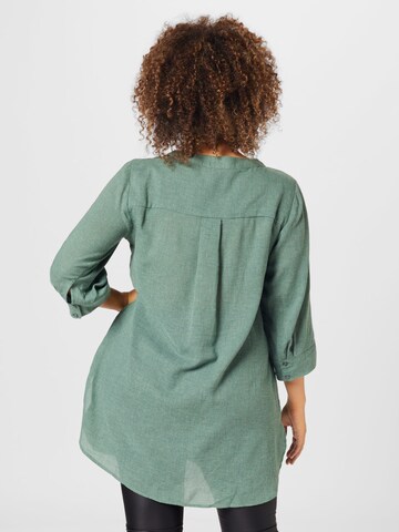 Camicia da donna 'FIE' di Zizzi in verde