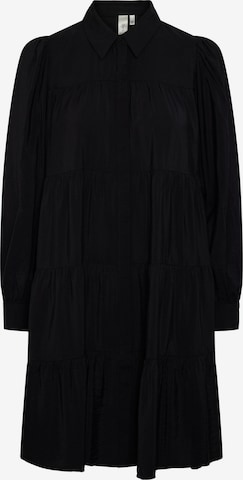 Robe-chemise 'PALA' Y.A.S en noir : devant