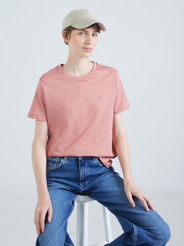 T-shirt GANT en rose : devant