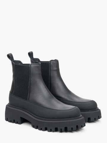 Estro Booties '09-2511' in Black