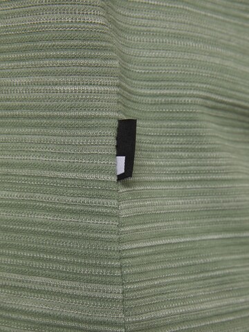 CHASIN' Shirt in Green