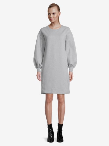 Betty & Co Dress in Grey: front