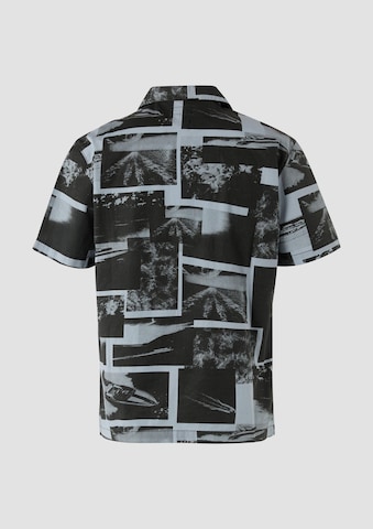 QS Regular fit Button Up Shirt in Black