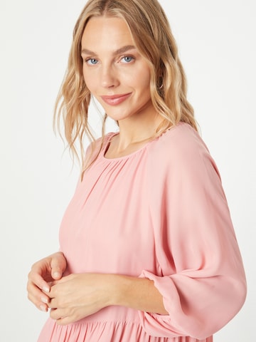 Robe 'TIIA' DRYKORN en rose