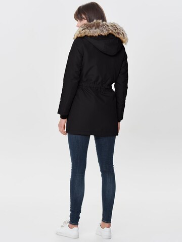 Only Tall Winterparka 'IRIS' in Schwarz