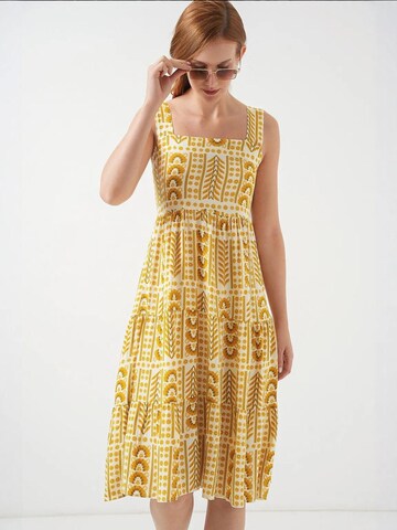 Robe Bigdart en jaune