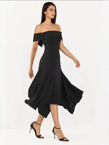 Abito di Hiccup in nero