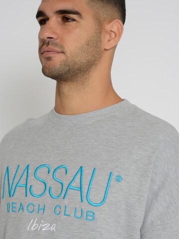 NASSAU Beach Club Sweatshirt 'NB231041' in Grijs