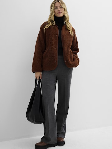 Veste en polaire bonprix en marron