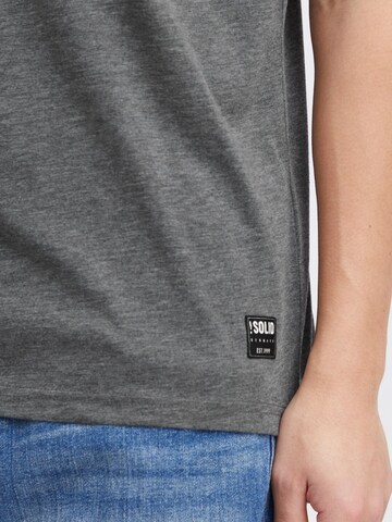 !Solid T-Shirt 'Bob' mit Brusttasche in Grau