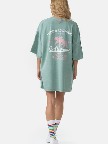 Worldclassca Oversized Shirt 'California' in Green: front