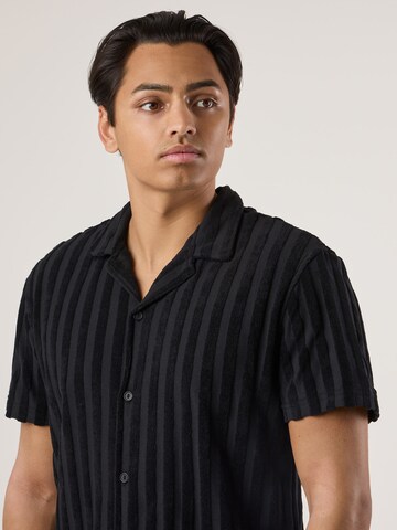 Fit confort Chemise 'Resort' Denim Factory en noir