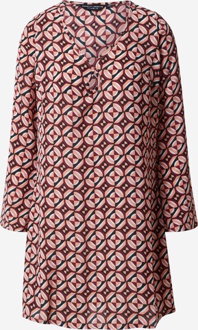 Dorothy Perkins Mekko värissä punainen: edessä