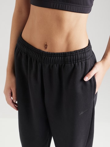 Regular Pantalon de sport Reebok en noir