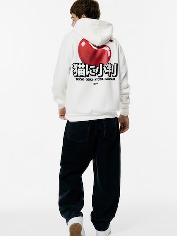 Pull&Bear Sweatshirt 'Cereza STWD' i vit: framsida