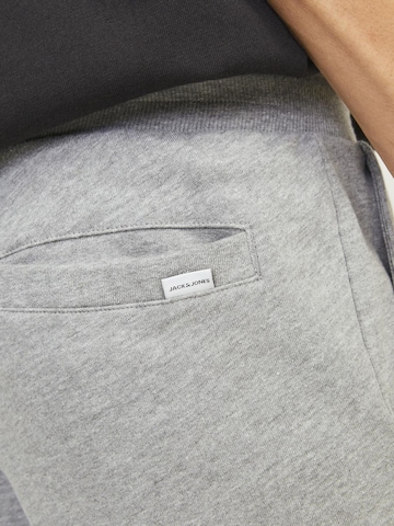 JACK & JONES Tapered Hose 'JPSTGordon JJShark' in Grau
