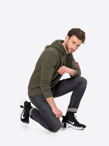 ALPHA INDUSTRIES Μπλούζα φούτερ 'X-Fit' σε πράσινο