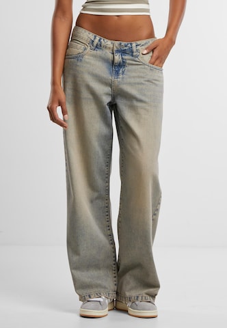 Urban Classics Baggy Jeans in Grijs: voorkant