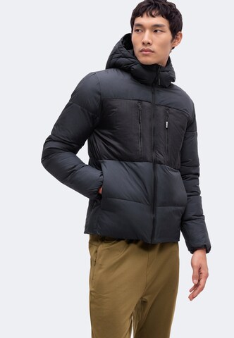 Giacca per outdoor di 4F in nero: frontale