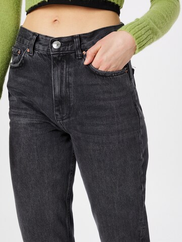 Gina Tricot Slimfit Jeans in Schwarz
