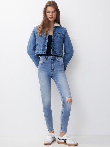 Skinny Jeans de la Pull&Bear pe albastru