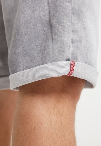 Petrol Industries - regular Sudadera con cremallera en gris