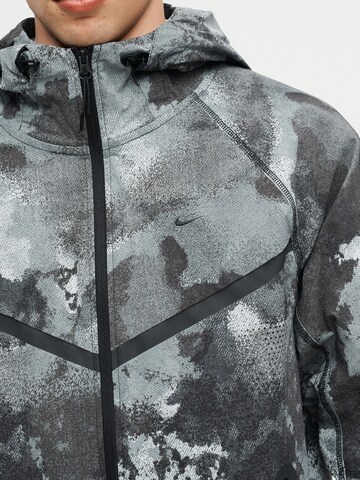 Nike Sportswear Prehodna jakna | črna barva