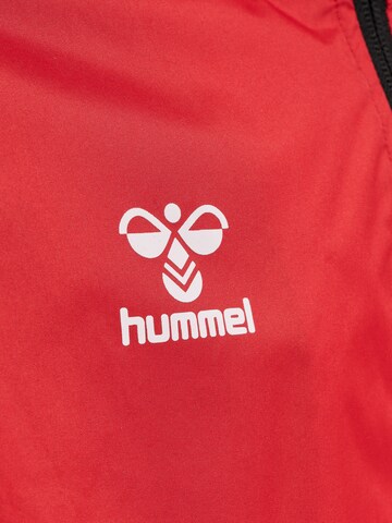 Veste de sport Hummel en rouge