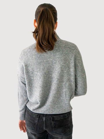 WEARABLE STORIES Sweater 'Gabriella' in Grey