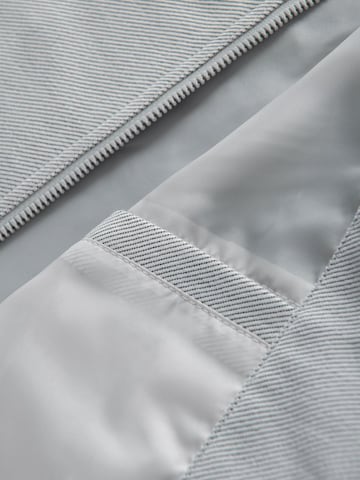 Ombre Between-season jacket 'Quintessence' in Grey