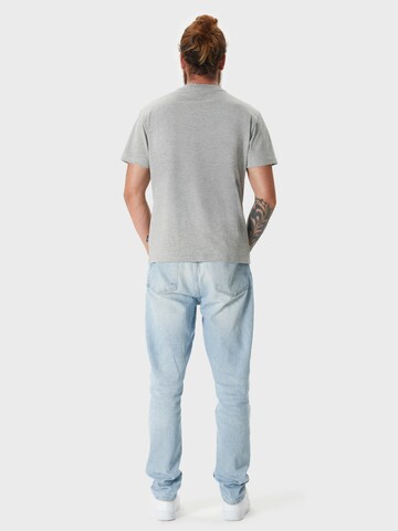 Oldskull Shirt 'Wrldvibe Time To Live' in Grey