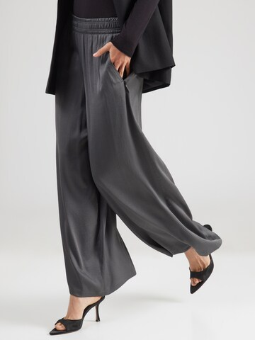 Effilé Pantalon 'CEILING' DRYKORN en gris