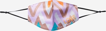 DELICATELOVE Doek 'LOVE' in Gemengde kleuren: voorkant