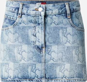 Fustă de la Tommy Jeans pe albastru: față